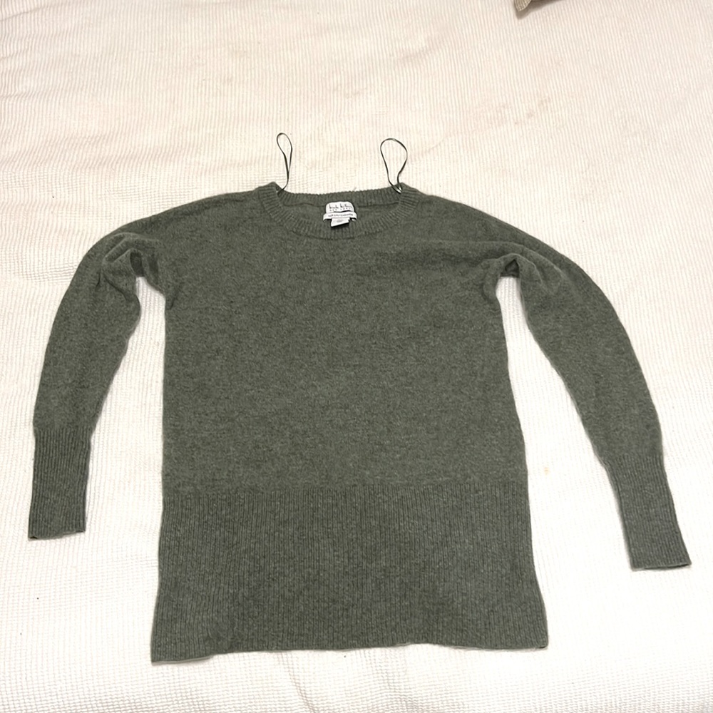 Nicole Miller New York, 100% 2-Ply Cashmere Sweater, Green, Size Small